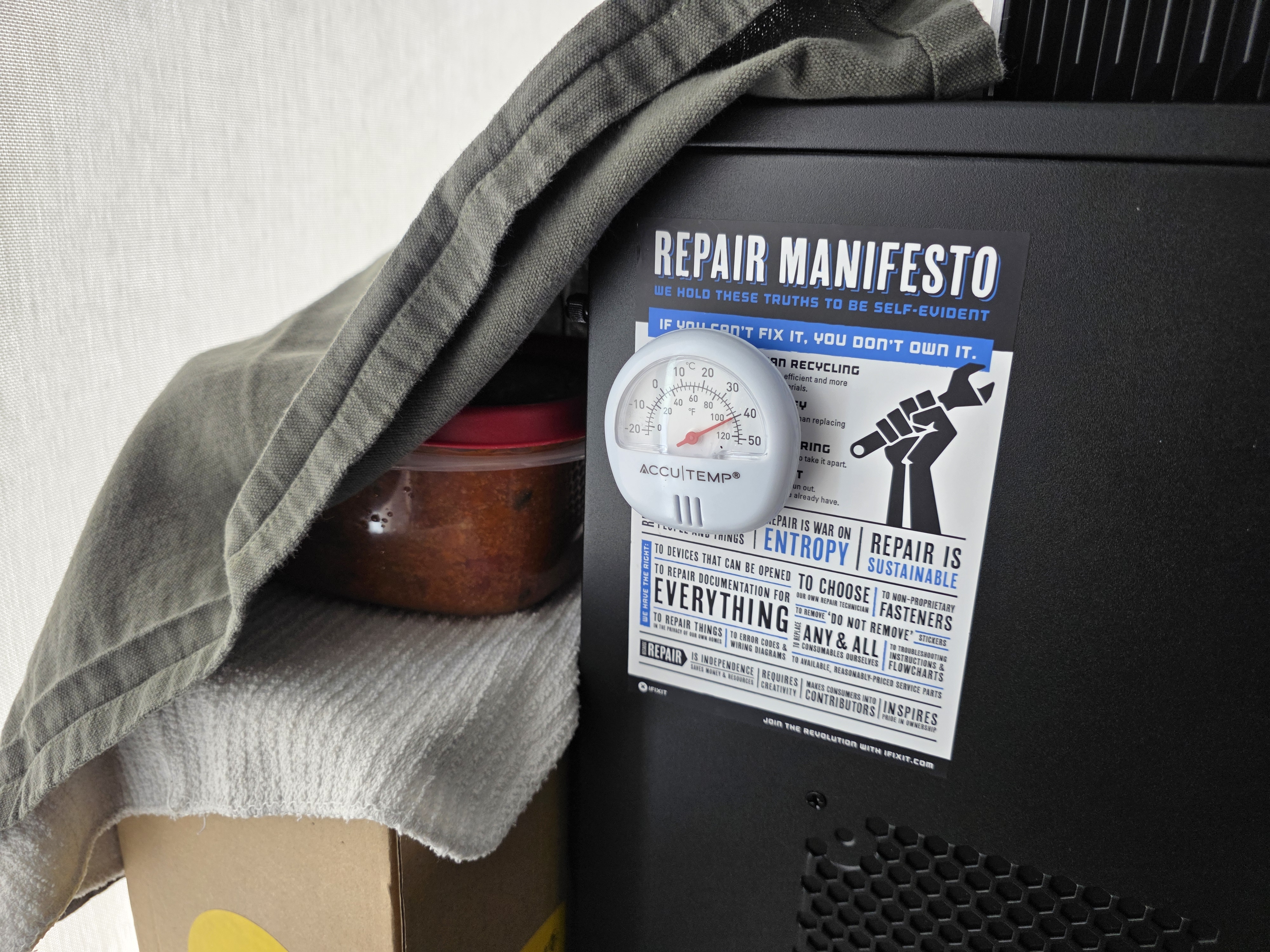 40C area when covered by a table napkin. A box helps position the item to defrost in the best position.